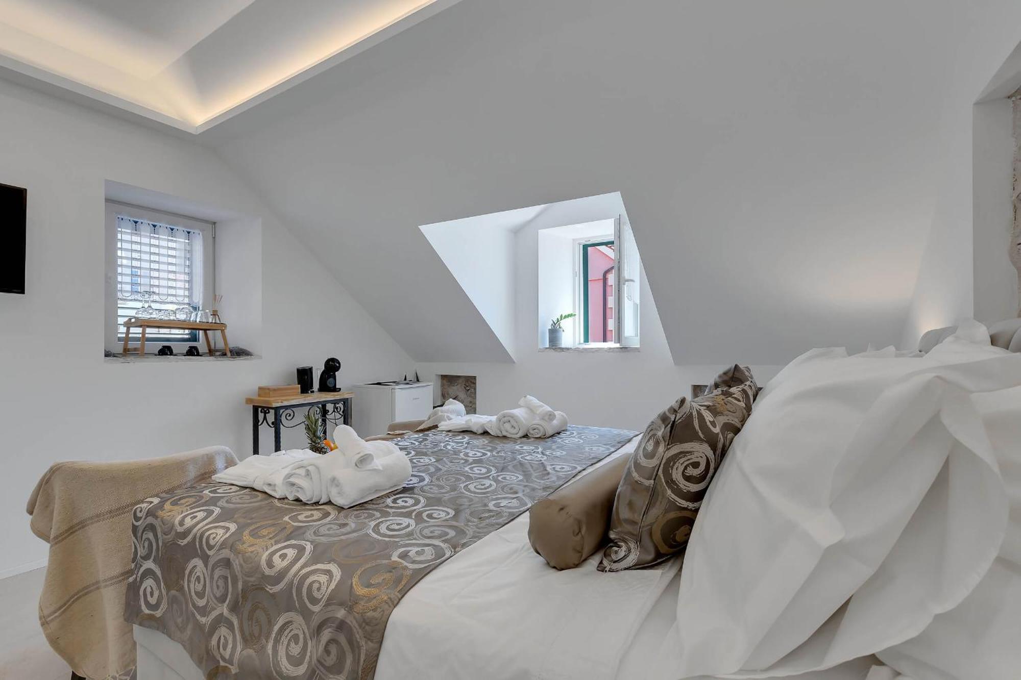 Bed & Breakfast Luxury Palace Makarska