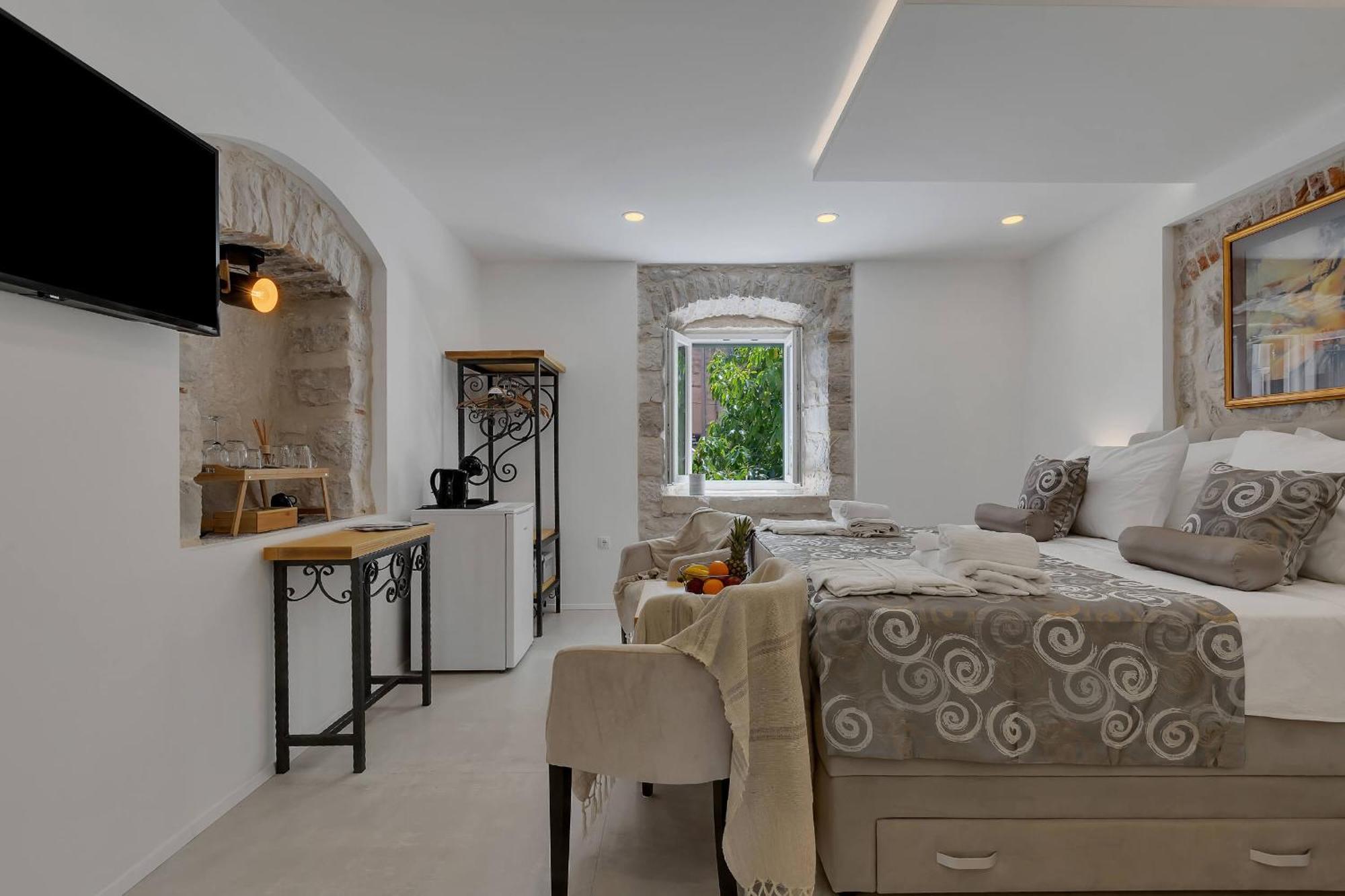 Luxury Palace Bed & Breakfast Makarska